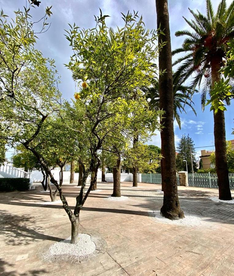 Los Almendros - Free Parking กอร์โดบา ภายนอก รูปภาพ