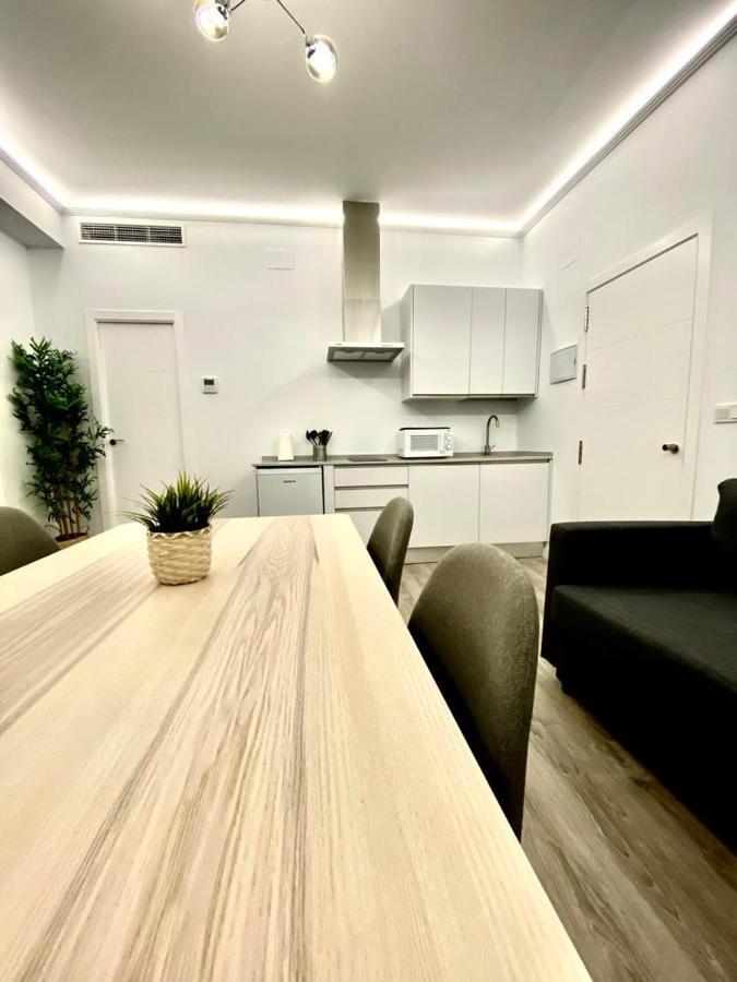 Los Almendros - Free Parking กอร์โดบา ภายนอก รูปภาพ
